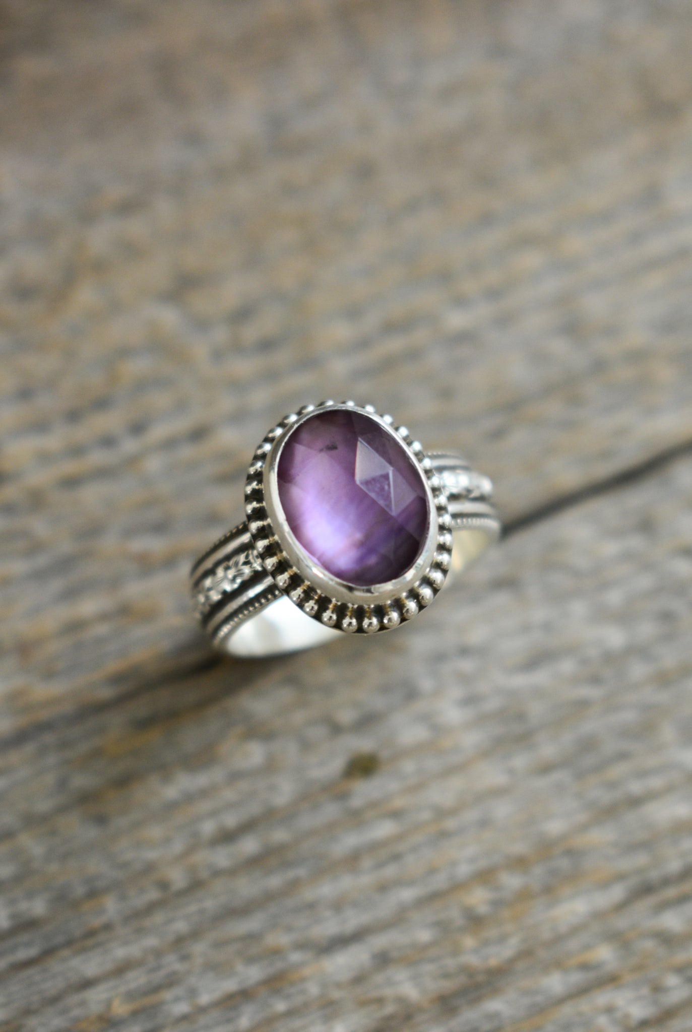 AMETHYST W/FLORAL RING BAND SIZE 8